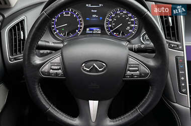Седан Infiniti Q50 2017 в 