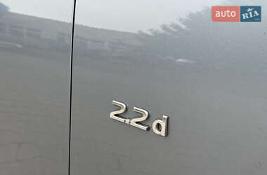 Седан Infiniti Q50 2014 в 