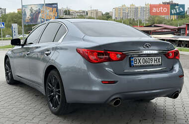 Седан Infiniti Q50 2014 в 