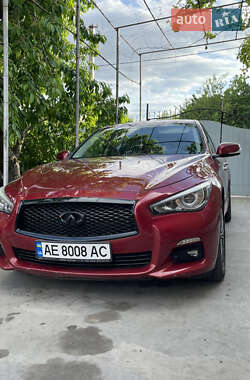 Седан Infiniti Q50 2014 в Нікополі