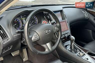Седан Infiniti Q50 2016 в 