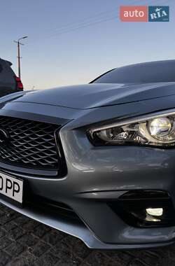 Седан Infiniti Q50 2019 в 