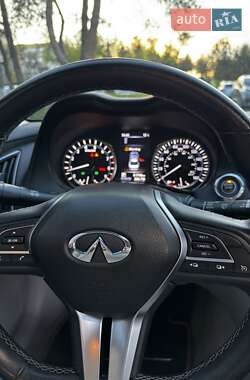 Седан Infiniti Q50 2019 в 