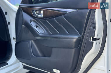 Седан Infiniti Q50 2018 в 