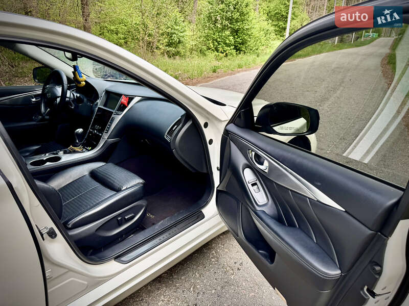 Седан Infiniti Q50 2016 в Києві