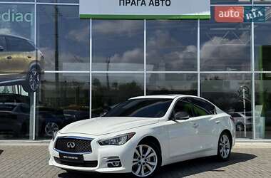 Седан Infiniti Q50 2016 в Києві