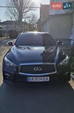 Седан Infiniti Q50 2014 в Подільську