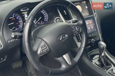Седан Infiniti Q50 2016 в 