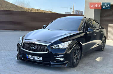 Седан Infiniti Q50 2017 в 