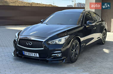 Седан Infiniti Q50 2017 в 