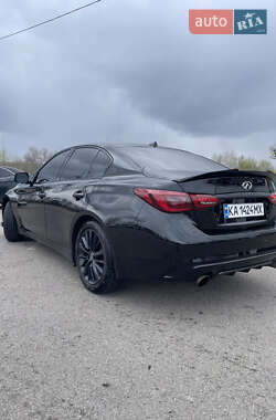 Седан Infiniti Q50 2017 в 