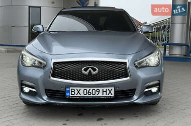 Седан Infiniti Q50 2014 в 