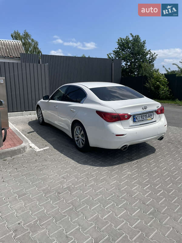 Седан Infiniti Q50 2014 в Белой Церкви