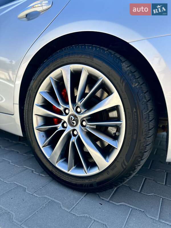 Седан Infiniti Q50 2018 в Киеве