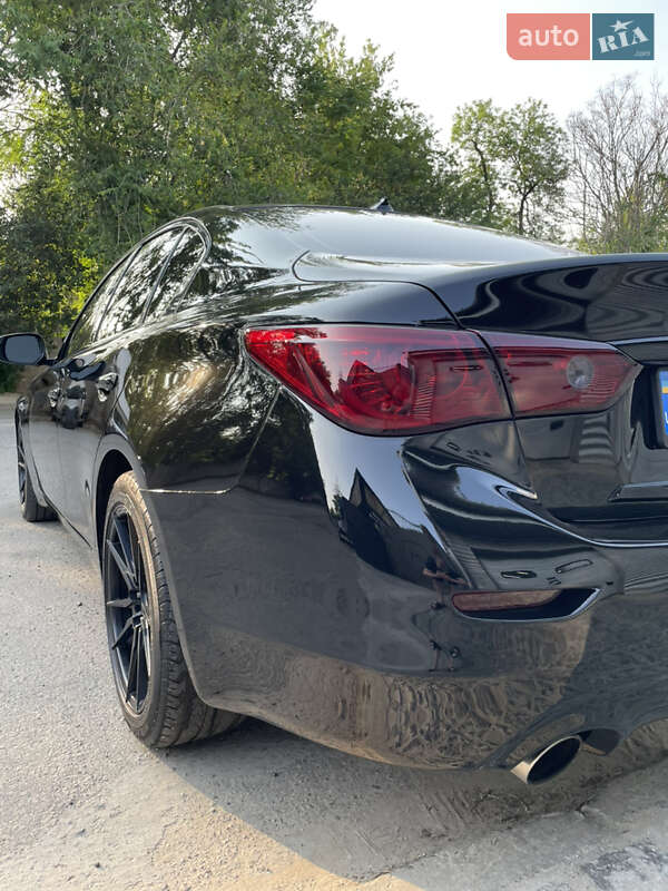 Седан Infiniti Q50 2016 в Дніпрі