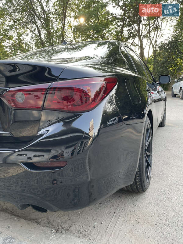 Седан Infiniti Q50 2016 в Дніпрі