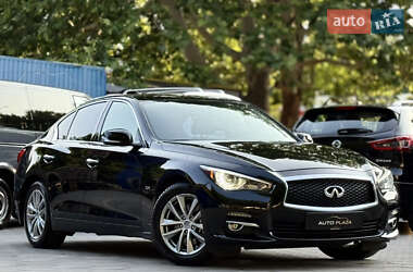 Седан Infiniti Q50 2017 в 