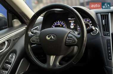 Седан Infiniti Q50 2017 в 