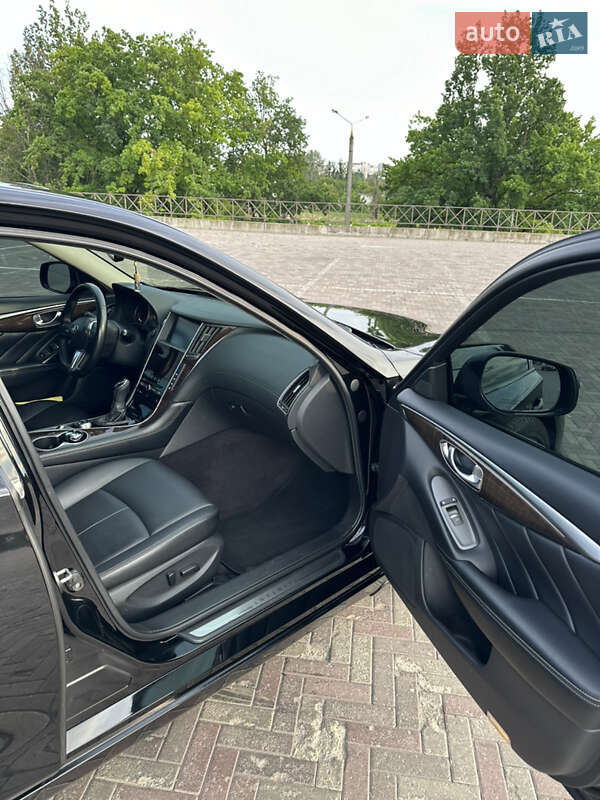 Седан Infiniti Q50 2017 в Харкові