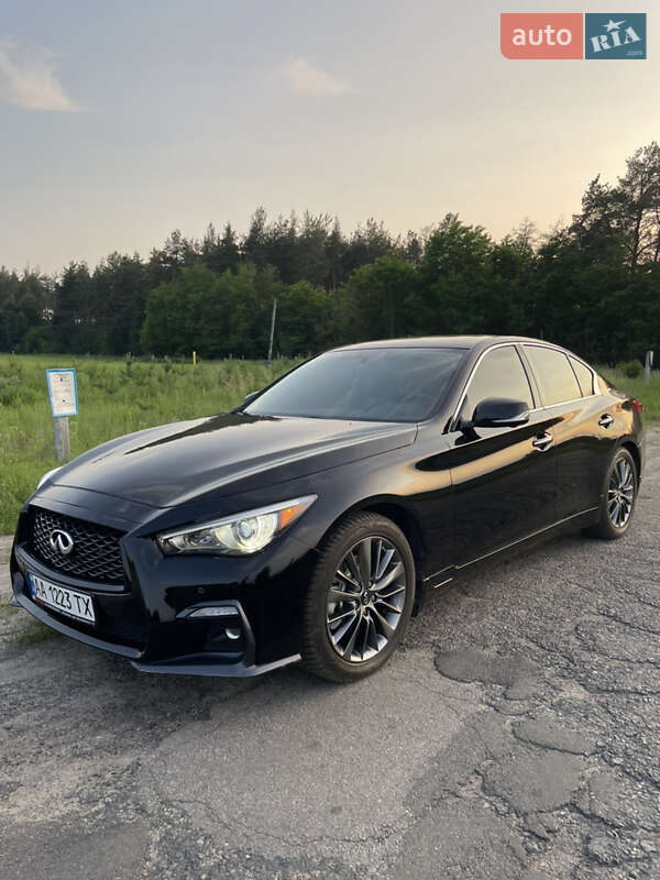 Infiniti Q50 2014