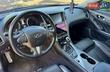 Седан Infiniti Q50 2016 в 