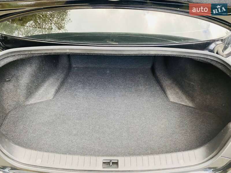 Седан Infiniti Q50 2016 в Києві