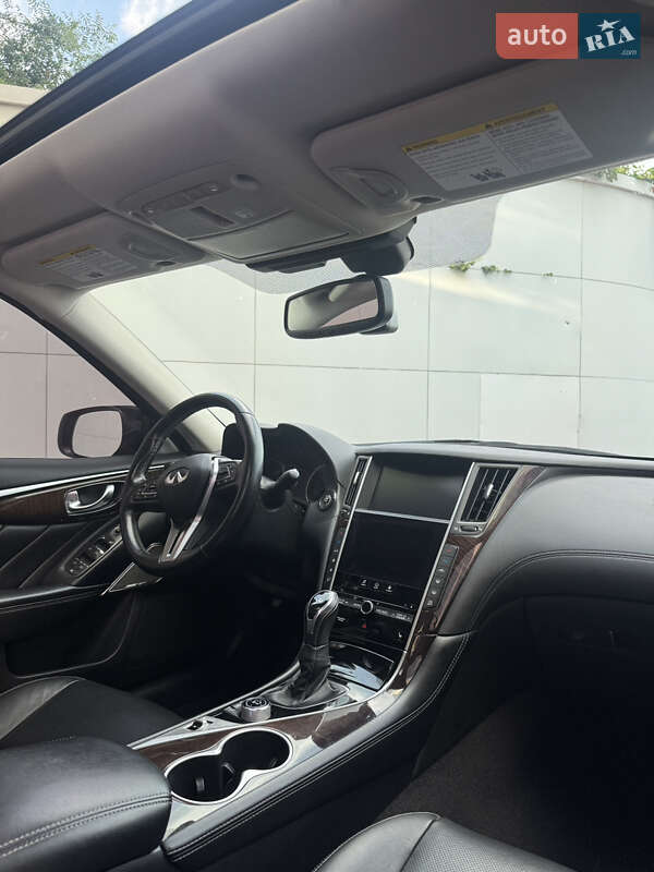 Седан Infiniti Q50 2018 в Одесі