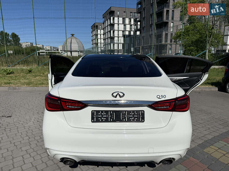 Седан Infiniti Q50 2018 в Львові