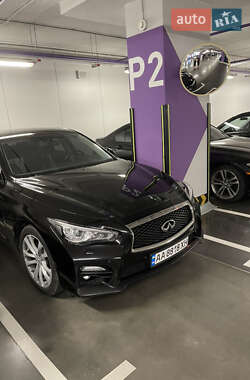 Седан Infiniti Q50 2015 в Киеве
