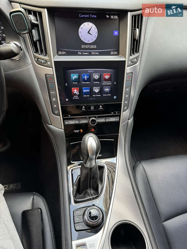 Седан Infiniti Q50 2016 в Києві