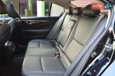 Седан Infiniti Q50 2017 в 