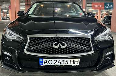 Седан Infiniti Q50 2017 в 