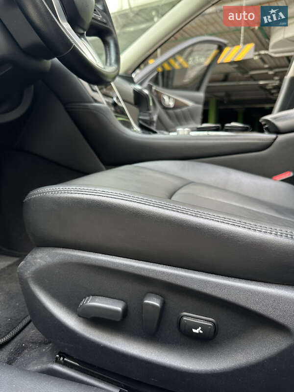 Седан Infiniti Q50 2017 в Києві