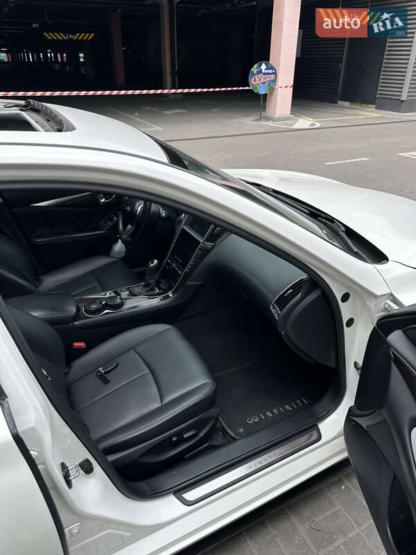 Седан Infiniti Q50 2017 в Києві