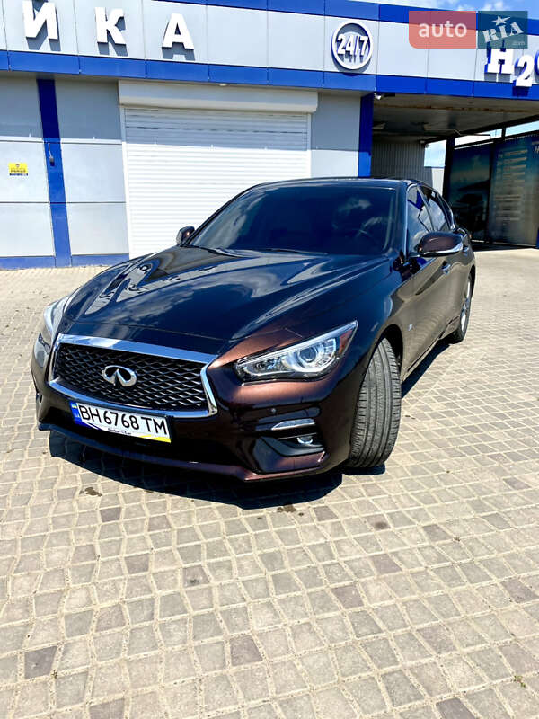 Седан Infiniti Q50 2017 в Одесі