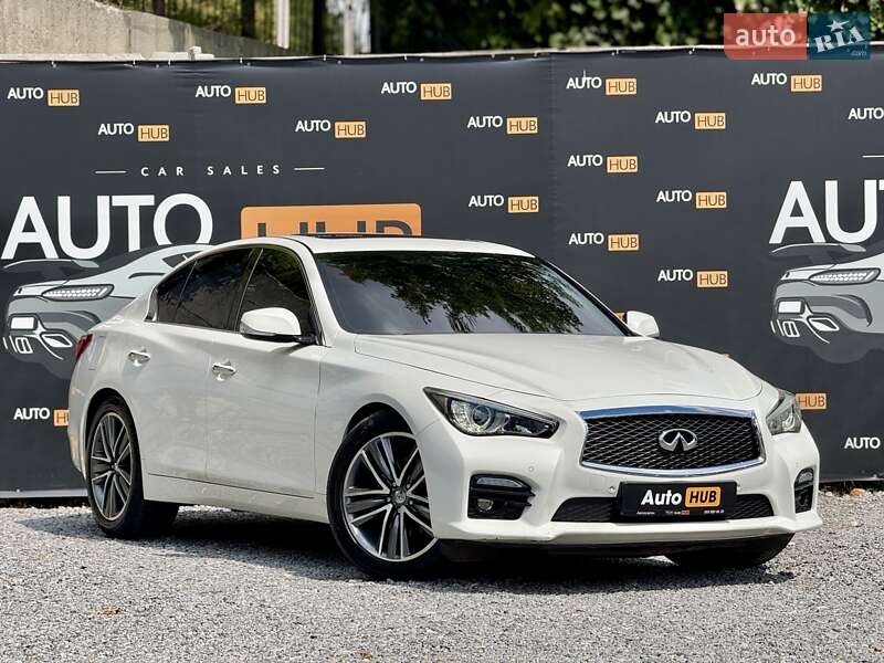 Infiniti Q50 2015