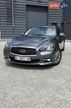 Седан Infiniti Q50 2015 в Киеве