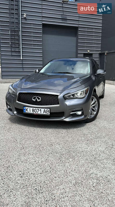 Infiniti Q50 2015