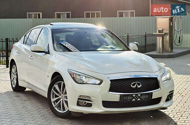 Седан Infiniti Q50 2015 в Тернополе