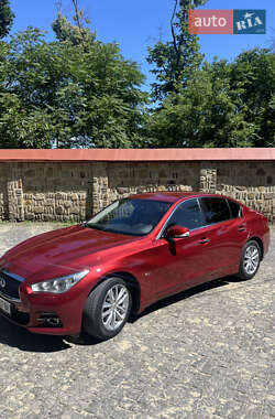 Седан Infiniti Q50 2017 в Черновцах
