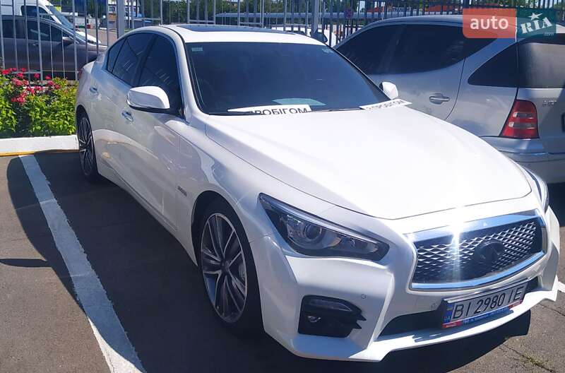 Infiniti Q50 2017