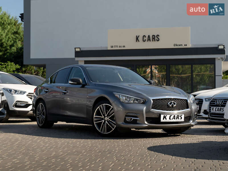 Infiniti Q50 2015