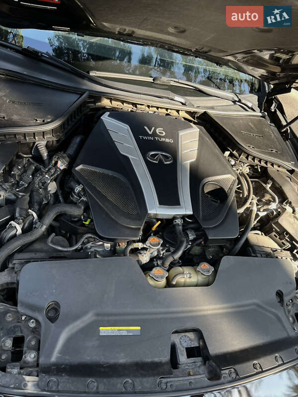 Седан Infiniti Q50 2017 в Чернигове