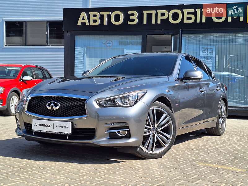 Infiniti Q50 2014