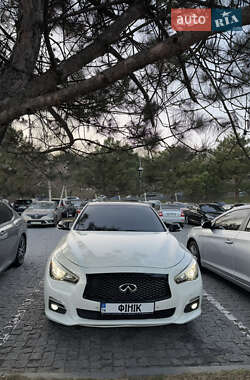 Седан Infiniti Q50 2015 в Николаеве