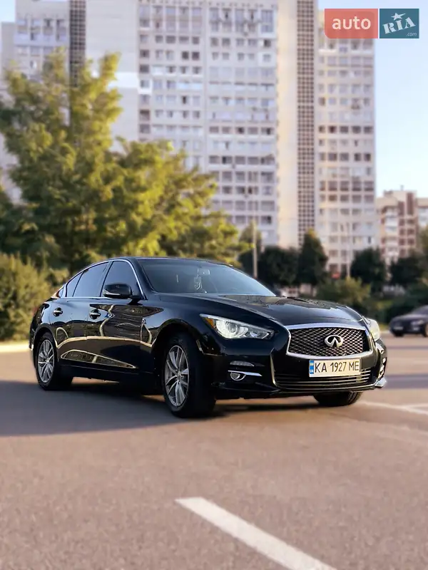 Infiniti Q50 2014
