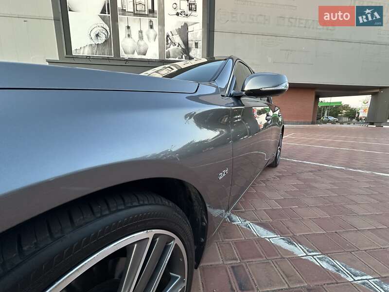 Седан Infiniti Q50 2016 в Одессе