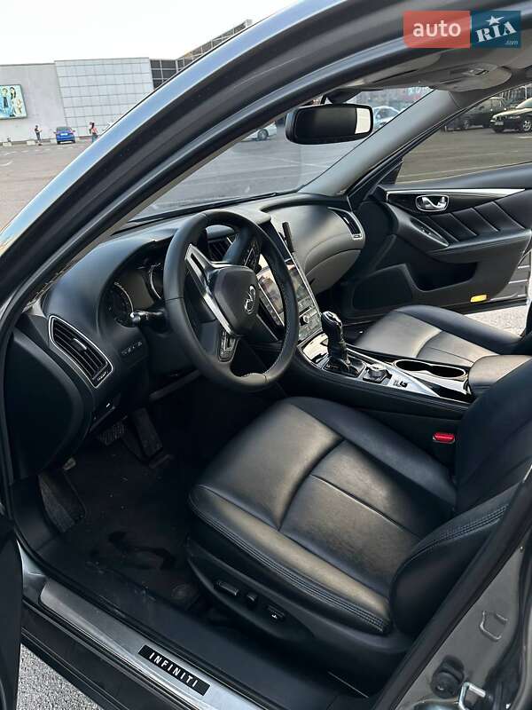 Седан Infiniti Q50 2018 в Ивано-Франковске