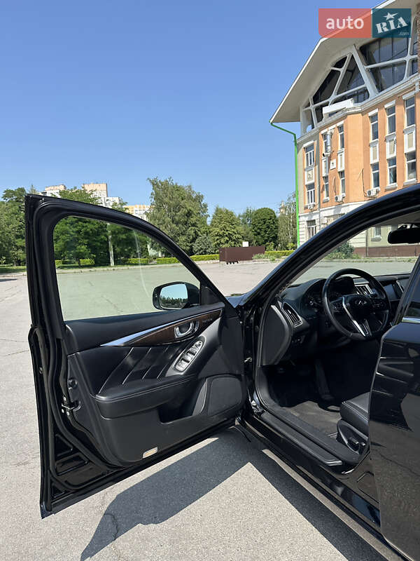 Седан Infiniti Q50 2017 в Харкові