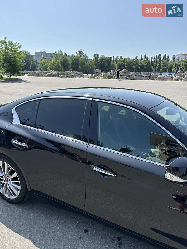 Седан Infiniti Q50 2017 в Харкові